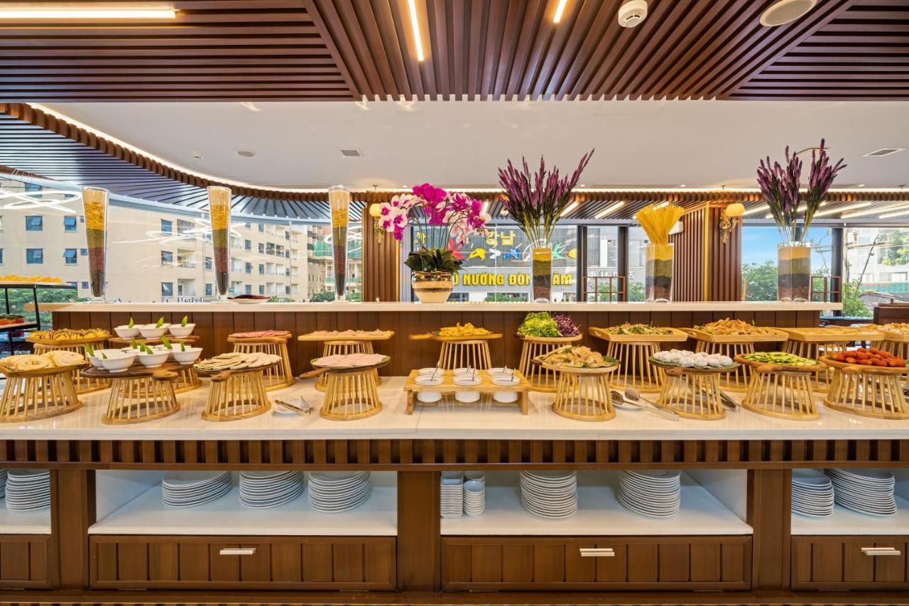 Monalisa Luxury Hotel Da Nang Exterior foto