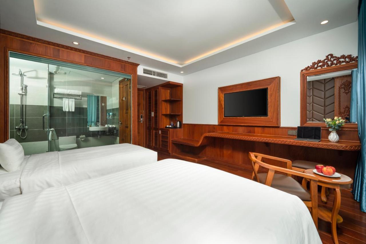 Monalisa Luxury Hotel Da Nang Exterior foto