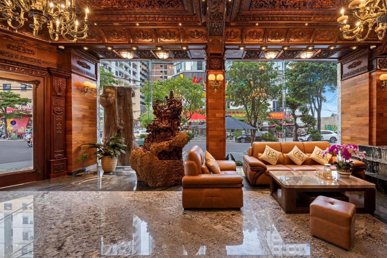 Monalisa Luxury Hotel Da Nang Exterior foto