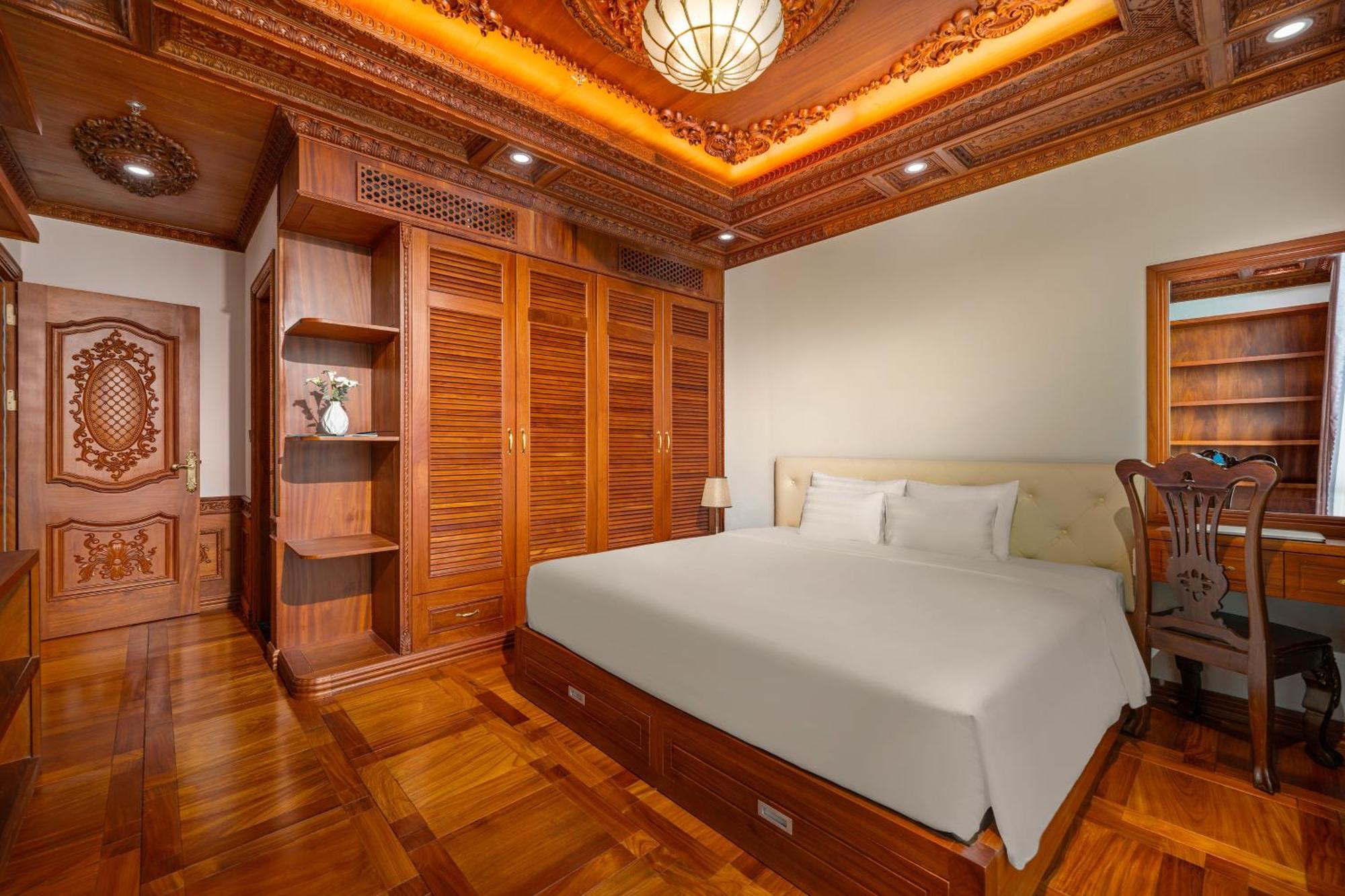 Monalisa Luxury Hotel Da Nang Exterior foto