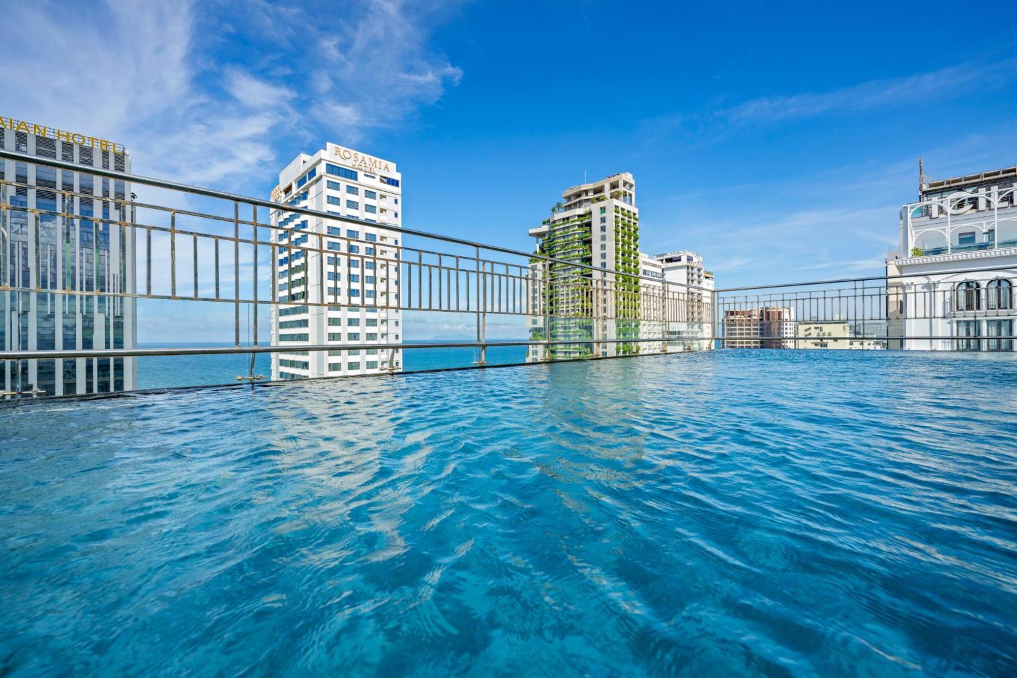 Monalisa Luxury Hotel Da Nang Exterior foto